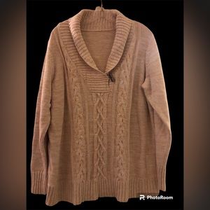 Cozy cable knit sweater Tan with wood button accent. Size L